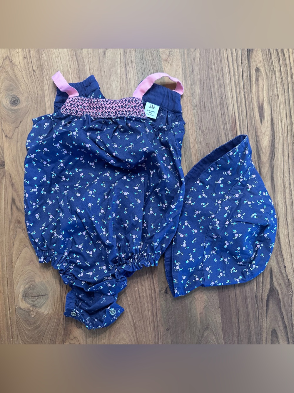 GAP baby poplin bubble outfit with a hat